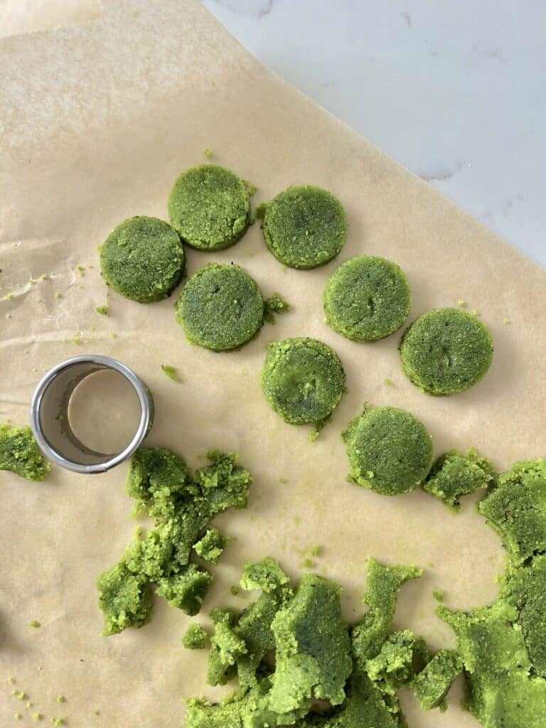 Cutting out the Matcha mint coconut butter filling.